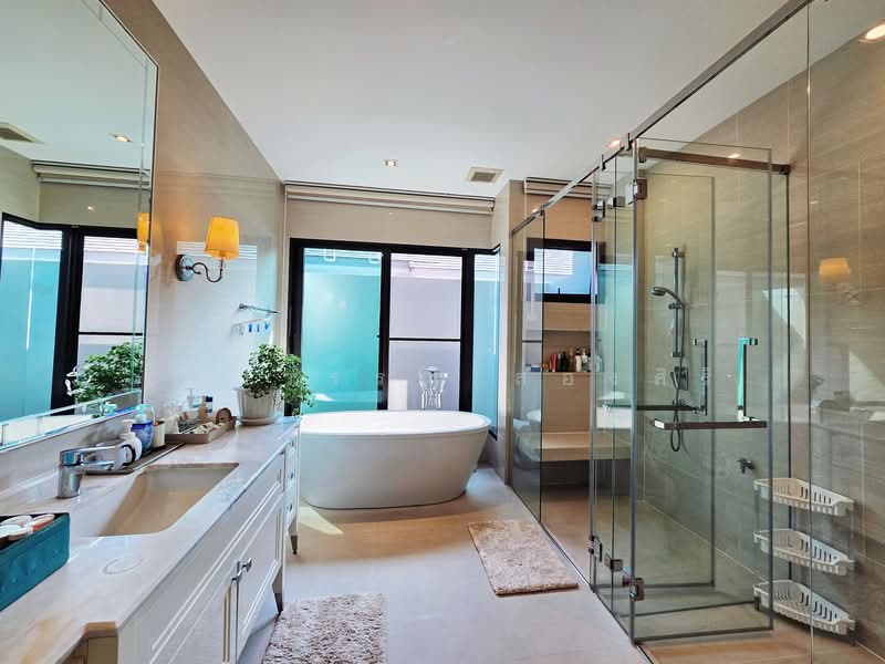 Ladawan Ratchapruek-Pinklao, Bangkok, Ratchapruek Road, Bang Ra Mat, Taling Chan, Bangkok, 4 Bedrooms, 542 sqm, Single Detached House For Sale, by อุมาวรรณ ส่องศิริ, 500149963 - DDproperty.com