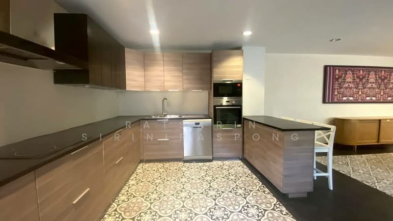 Baan Klang Krung Thonglor : บ้านกลางกรุงทองหล่อ, กรุงเทพ, 55 ซอยสุขุมวิท 55, คลองตันเหนือ, วัฒนา, กรุงเทพ, 300 ตร.ม., ทาวน์เฮ้าส์ ให้เช่า, โดย Ratsarin Sirinipaspong, 500149996 - DDproperty.com