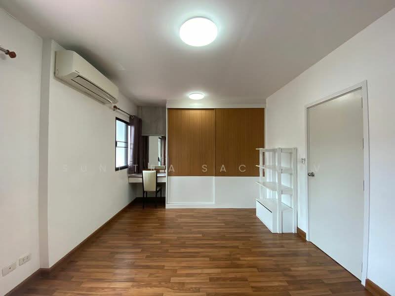 Pruksa Ville 73 Patthanakan, Bangkok, Soi Pattanakarn 38, Suan Luang, Suan Luang, Bangkok, 3 Bedrooms, 120 sqm, Townhouse For Rent, by Sunitra Sachdev, 500150047 - DDproperty.com