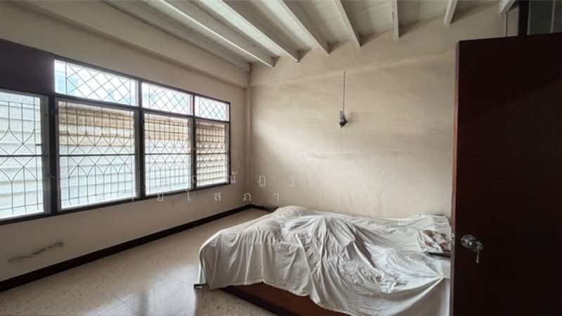 ตึกแถว3ชั้น ซ.สาธุประดิษฐ์ซอย 15 แขวงช่องนนทรี เขตยานนาวา จ.กรุงเทพมหานคร 10120, Bangkok, Chong Nonsi, Yan Nawa, Bangkok, , 130 sqm, Shophouse For Sale, by คุณณัฎฐนิชา สายโสภา (หลิน), 500150063 - DDproperty.com