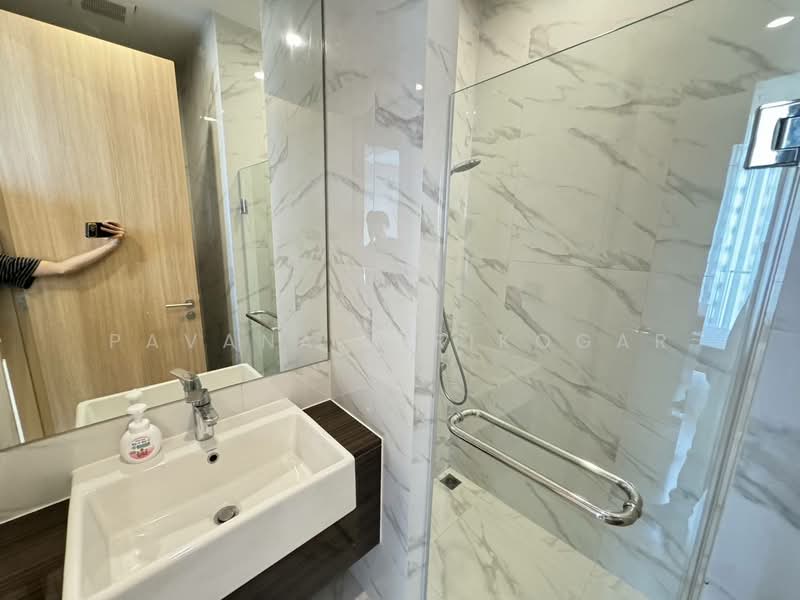 Noble BE19 Sukhumvit, Bangkok, 89 Sukhumvit 19 Alley, Khlong Tan Nua, Watthana, Bangkok, 2 Bedrooms, 55 sqm, Condo For Rent, by Pavana Sirikogar, 500150083 - DDproperty.com