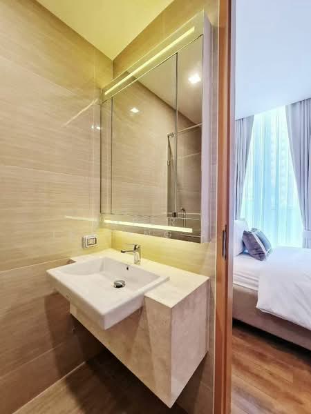 Noble Around Sukhumvit 33, Bangkok, 17 Soi Sukhumvit 33, Khlong Tan Nua, Watthana, Bangkok, 2 Bedrooms, 59 sqm, Condo For Sale, by Super B Estate Co., Ltd, 500150092 - DDproperty.com