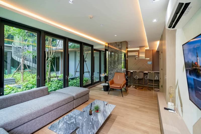 Lloyd Soonvijai-Thonglor, Bangkok, Soi Phetchaburi 47, Phetchaburi Road, Bang Kapi, Huai Khwang, Bangkok, 2 Bedrooms, 62 sqm, Condo For Rent, by Pavana Sirikogar, 500150117 - DDproperty.com