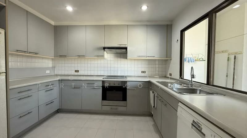 Regent on the Park 1, Bangkok, Soi Sukhumvit 26, Khong Tan, Khlong Toei, Bangkok, 3 Bedrooms, 250 sqm, Condo For Sale, by Acute Realty Partner Co.,Ltd., 500150120 - DDproperty.com