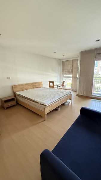 Plus 38 Hip, Bangkok, 5 Soi Sukhumvit 38, Phra Kanong, Khlong Toei, Bangkok, Studio, 35 sqm, Condo For Rent, by Keeratiya, 500150141 - DDproperty.com