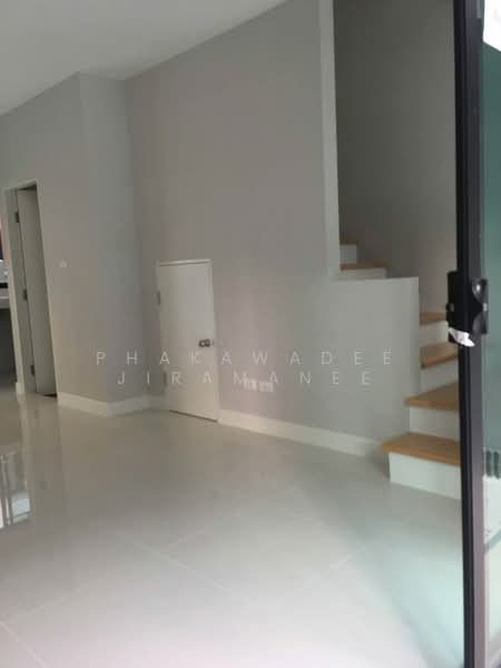Baan Klang Muang Ngamwongwan, Bangkok, Soi Ngamwongwan 47 Yeak 6-11, Thung Song Hong, Lak Si, Bangkok, 3 Bedrooms, 149 sqm, Townhouse For Sale, by Phakawadee Jiramanee, 500150145 - DDproperty.com