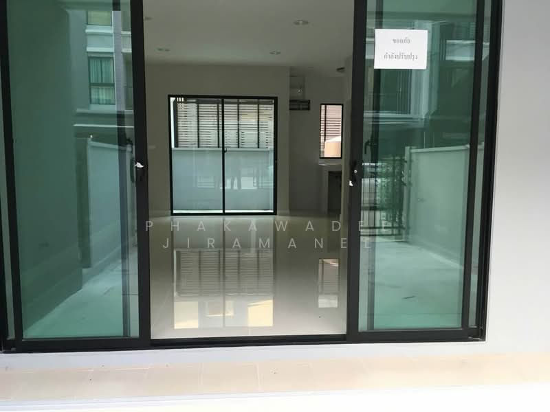 Baan Klang Muang Ngamwongwan, Bangkok, Soi Ngamwongwan 47 Yeak 6-11, Thung Song Hong, Lak Si, Bangkok, 3 Bedrooms, 149 sqm, Townhouse For Sale, by Phakawadee Jiramanee, 500150145 - DDproperty.com