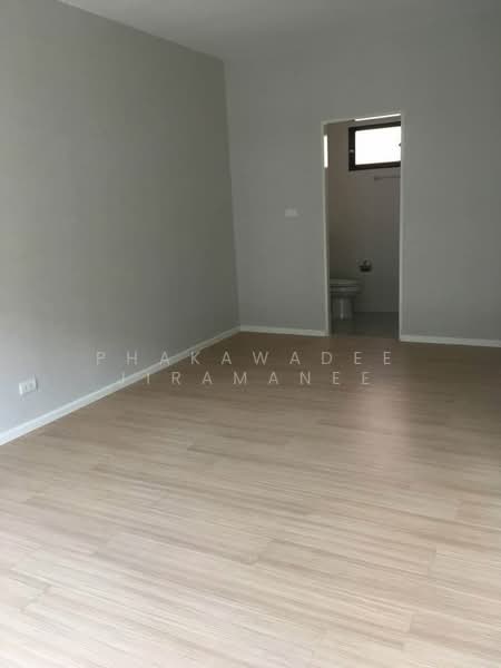 Baan Klang Muang Ngamwongwan, Bangkok, Soi Ngamwongwan 47 Yeak 6-11, Thung Song Hong, Lak Si, Bangkok, 3 Bedrooms, 149 sqm, Townhouse For Sale, by Phakawadee Jiramanee, 500150145 - DDproperty.com
