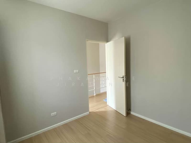 Baan Klang Muang Ngamwongwan, Bangkok, Soi Ngamwongwan 47 Yeak 6-11, Thung Song Hong, Lak Si, Bangkok, 3 Bedrooms, 149 sqm, Townhouse For Sale, by Phakawadee Jiramanee, 500150145 - DDproperty.com