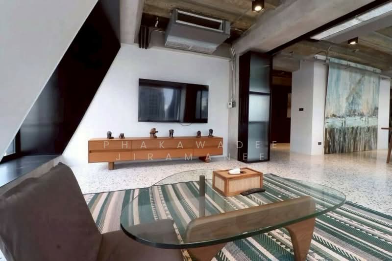 Diamond Tower, Bangkok, Silom, Silom, Bang Rak, Bangkok, 2 Bedrooms, 256 sqm, Condo For Rent, by Phakawadee Jiramanee, 500150147 - DDproperty.com