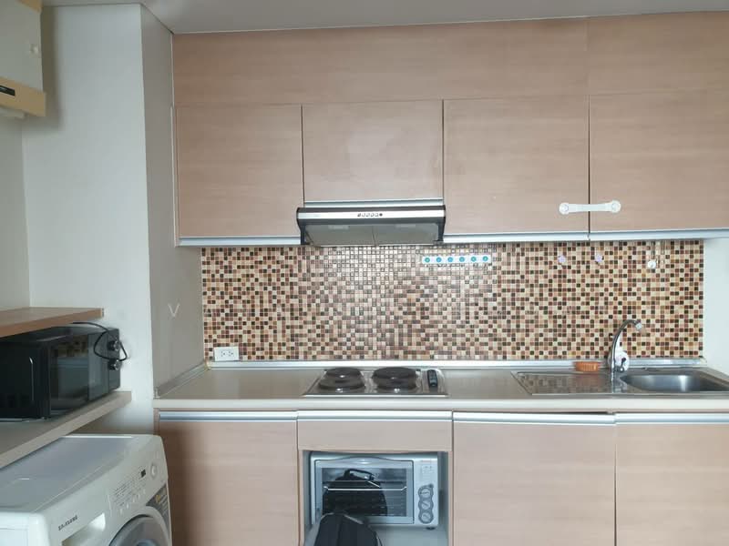 Le Luk Condominium, Bangkok, 1599 291 Sukhumvit Rd, Phra Kanong Nua, Watthana, Bangkok, 2 Bedrooms, 79 sqm, Condo For Rent, by Pavana Sirikogar, 500150150 - DDproperty.com