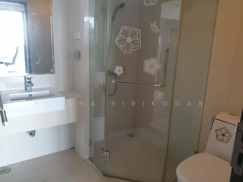 Le Luk Condominium, Bangkok, 1599 291 Sukhumvit Rd, Phra Kanong Nua, Watthana, Bangkok, 2 Bedrooms, 79 sqm, Condo For Rent, by Pavana Sirikogar, 500150150 - DDproperty.com