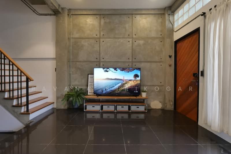 ทาวน์เฮ้าส์ 5-ห้องนอน, กรุงเทพ, พระโขนงเหนือ, วัฒนา, กรุงเทพ, 495 ตร.ม., ทาวน์เฮ้าส์ ให้เช่า, โดย Pavana Sirikogar, 500150153 - DDproperty.com