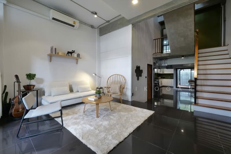 5-BR Townhouse, Bangkok, Phra Kanong Nua, Watthana, Bangkok, 5 Bedrooms, 495 sqm, Townhouse For Rent, by Pavana Sirikogar, 500150153 - DDproperty.com