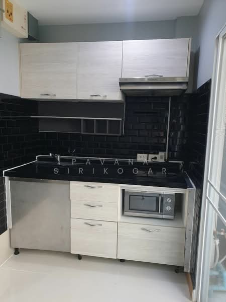 Thanapat Haus Sathorn - Narathiwas, Bangkok, Soi Chuen Chitrung, Nontri Road, Chong Nonsi, Yan Nawa, Bangkok, 3 Bedrooms, 175 sqm, Townhouse For Rent, by Pavana Sirikogar, 500150171 - DDproperty.com