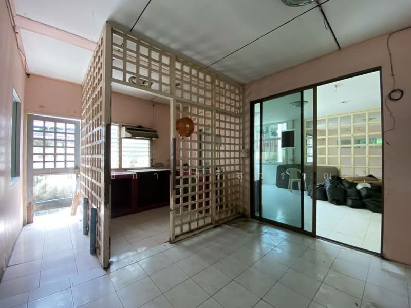 บ้านพร้อมที่ดินซอยบรมราชินี 5, กรุงเทพ, อรุณอมรินทร์, บางกอกน้อย, กรุงเทพ, 200 ตร.ม., บ้านเดี่ยว ขาย, โดย นันธิกา ศรีสุวรรณ, 500150173 - DDproperty.com