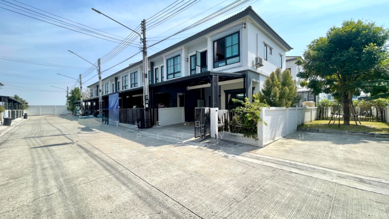 ขาย - Britania Bangna Km. 42 : บริทาเนีย บางนา กม. 42, ฉะเชิงเทรา