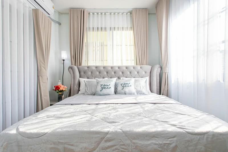 5-BR House, Bangkok, Samsen Nok, Huai Khwang, Bangkok, 5 Bedrooms, 500 sqm, Single Detached House For Rent, by Pavana Sirikogar, 500150198 - DDproperty.com