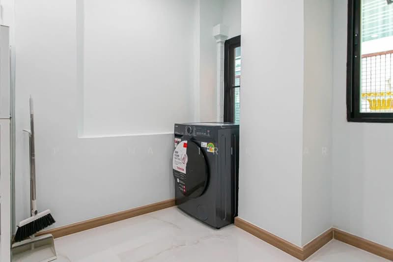 บ้าน 5-ห้องนอน, กรุงเทพ, สามเสนนอก, ห้วยขวาง, กรุงเทพ, 500 ตร.ม., บ้านเดี่ยว ให้เช่า, โดย Pavana Sirikogar, 500150198 - DDproperty.com