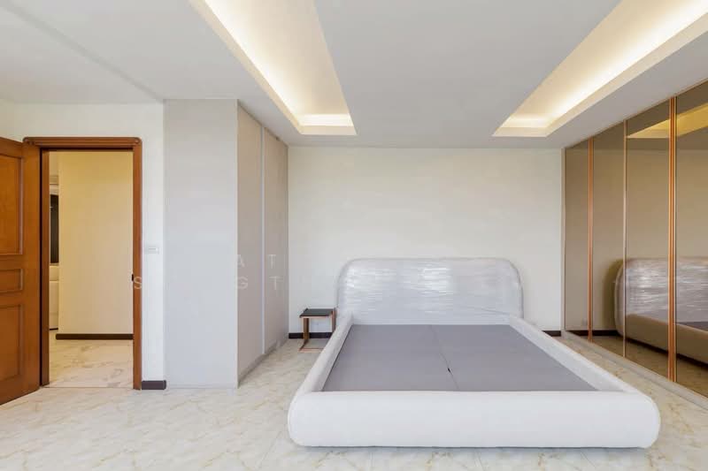 President Park Sukhumvit 24, Bangkok, 99 Sukhumvit 24 Alley, Khlongtoei Nua, Watthana, Bangkok, 3 Bedrooms, 223 sqm, Condo For Rent, by Ratchanon Songthammakul, 500150199 - DDproperty.com