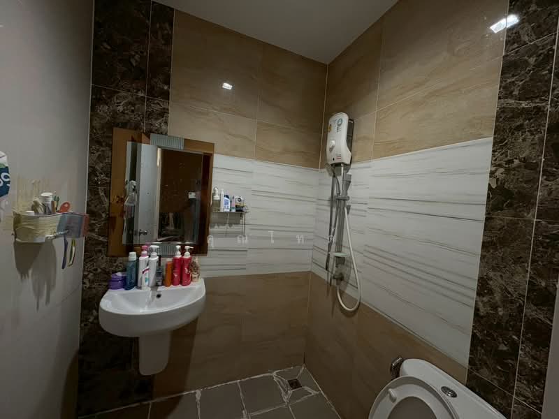 โกลเด้น ทาวน์ 3 สุขสวัสดิ์-พุทธบูชา, Bangkok, พุทธบูชา 36, Bangmot, Thung Khru, Bangkok, 4 Bedrooms, 113 sqm, Townhouse For Sale, by คุณไทด์, 500150253 - DDproperty.com