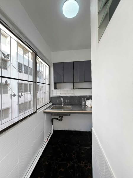 Baan Ua-Athorn Wat Sri Waree Noi, Samut Prakan, Srisa Chorakhe Yai, Bang Sao Thong, Samut Prakan, 1 Bedroom, 32 sqm, Condo For Sale, by The Best Property Agent นนท์, 500150254 - DDproperty.com