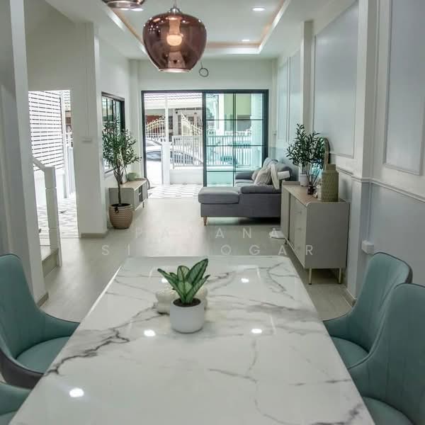 ให้เช่า - บ้าน 4-ห้องนอน, กรุงเทพ