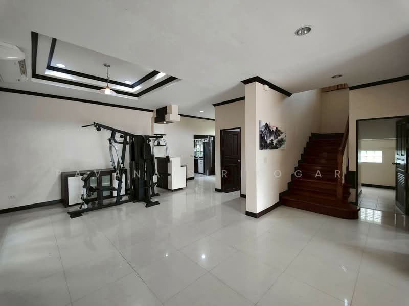 Lavista Prestige Village Ekkamai 10, Bangkok, ﻿Soi Sukhumvit 63, Phra Kanong Nua, Watthana, Bangkok, 4 Bedrooms, 250 sqm, Single Detached House For Rent, by Pavana Sirikogar, 500150309 - DDproperty.com