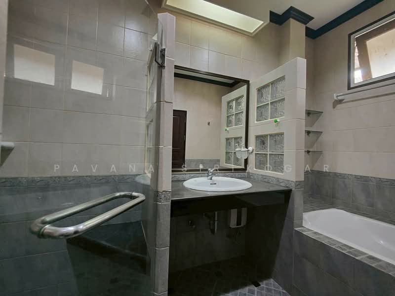 Lavista Prestige Village Ekkamai 10 : ลา วิสต้า เพรสทีจ วิลเลจ เอกมัย 10, กรุงเทพ, ซอยสุขุมวิท 63, พระโขนงเหนือ, วัฒนา, กรุงเทพ, 250 ตร.ม., บ้านเดี่ยว ให้เช่า, โดย Pavana Sirikogar, 500150309 - DDproperty.com