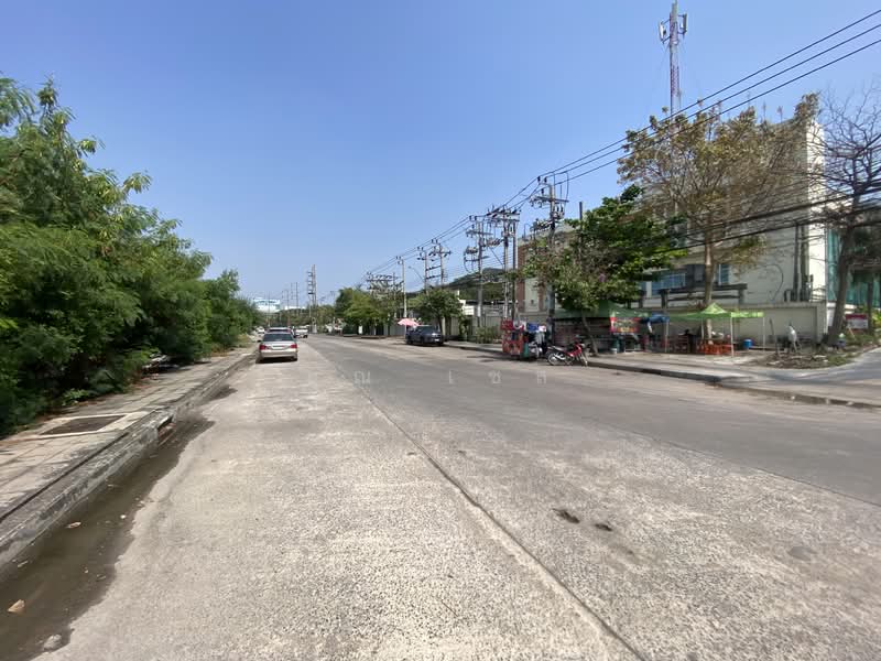 ให้เช่า - ที่ดินเลียบด่วนฯเอกมัย-รามอินทรา, กรุงเทพ