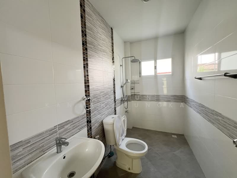 HR60 ขาย / ให้เช่าบ้านในหมู่บ้านสินธานี ริมกก เมืองเชียงราย จ.เชียงราย, เชียงราย, ริมกก, เมืองเชียงราย, เชียงราย, 150 ตร.ม., บ้านเดี่ยว ขาย, โดย Kaekwun Kanjanapungka, 500150349 - DDproperty.com