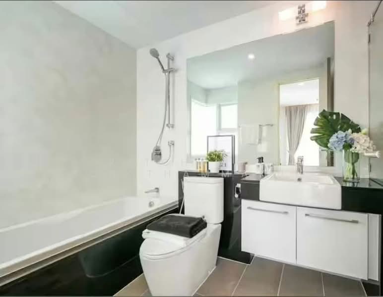 Supalai Riva Grande Rama 3, Bangkok, Rama 3 Road, Chong Nonsi, Yan Nawa, Bangkok, 3 Bedrooms, 294 sqm, Condo For Rent, by Ratchanon Songthammakul, 500150355 - DDproperty.com