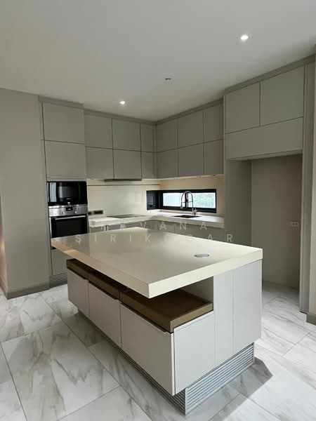 Quarter Thonglor, Bangkok, Soi Saengthong, Khlong Tan Nua, Watthana, Bangkok, 4 Bedrooms, 401 sqm, Single Detached House For Rent, by Pavana Sirikogar, 500150371 - DDproperty.com