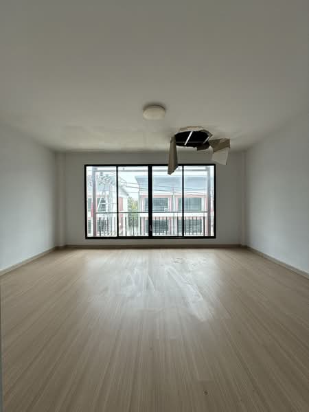 เจ.เอส.พี. ซิตี้ บางปะกง - บ้านโพธิ์, Chachoengsao, Saen Phu Dat, Ban Pho, Chachoengsao, , 225 sqm, Shophouse For Sale, by คุณแจม, 500150394 - DDproperty.com