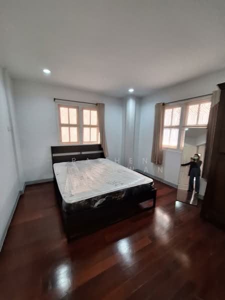 Sammakorn Ramkamhang 112, Bangkok, Saphan Sung, Saphan Sung, Bangkok, 3 Bedrooms, 180 sqm, Single Detached House For Rent, by Rachen Nopsuwan, 500150396 - DDproperty.com