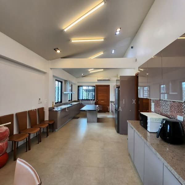 ขายบ้านเดี่ยว 3 ชั้น มีลิฟต์ สุขุมวิท 101 ปุณวิถี 27 ใกล้ BTS ปุณวิถี, Bangkok, Bang Chak, Phra Khanong, Bangkok, 9 Bedrooms, 1,000 sqm, Single Detached House For Sale, by Forty-Six Real Estate Group, 500150402 - DDproperty.com