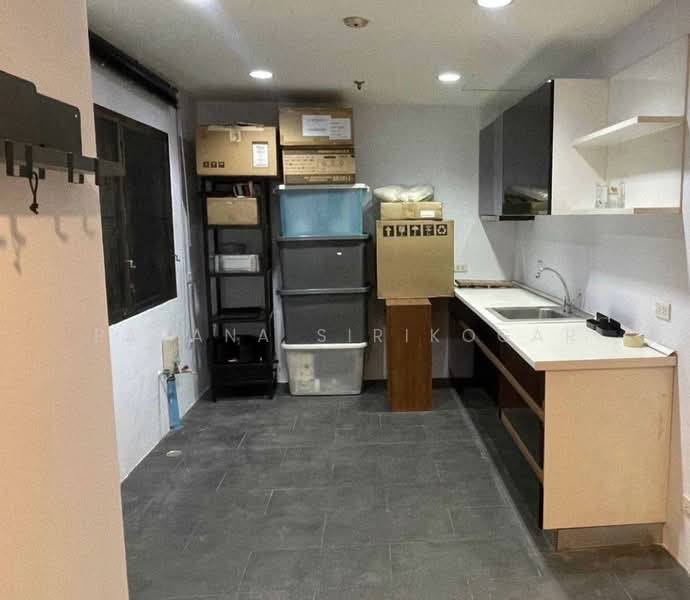 Asoke Towers, Bangkok, Sukhumvit 21 Road, Khlongtoei Nua, Watthana, Bangkok, 1 Bedroom, 78 sqm, Condo For Rent, by Pavana Sirikogar, 500150410 - DDproperty.com