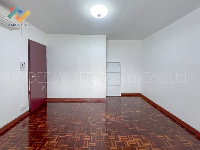 Muang Thong Thani Project 5, Nonthaburi, บอนด์สตรีท, Ban Mai, Pak Kret, Nonthaburi, 3 Bedrooms, 130 sqm, Townhouse For Sale, by Kannisa Thanwatthanakrirkul, 500150427 - DDproperty.com