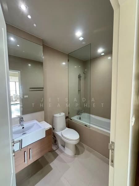 Noble Refine, Bangkok, Soi Sukhumvit 26, Sukhumvit Road, Khong Tan, Khlong Toei, Bangkok, 2 Bedrooms, 73 sqm, Condo For Rent, by Jetsada Theamphet, 500150447 - DDproperty.com