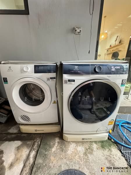 Baan Klang Muang Rama 9-Krungthep Kreetha, Bangkok, Soi Kanchanaphisek 23, Saphan Sung, Saphan Sung, Bangkok, 3 Bedrooms, 152 sqm, Townhouse For Rent, by Nicha Peerakittikul, 500150459 - DDproperty.com