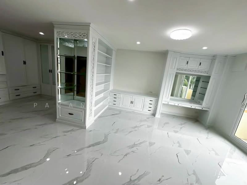 Yenakart Residence, Bangkok, 3 Soi Prasat Suk, Chong Nonsi, Yan Nawa, Bangkok, 4 Bedrooms, 450 sqm, Townhouse For Rent, by Pavana Sirikogar, 500150509 - DDproperty.com