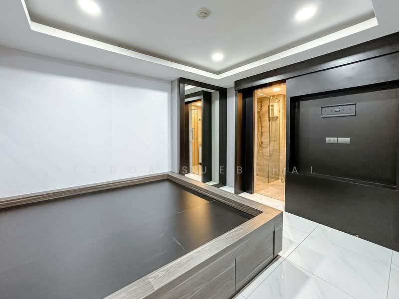 The Kris Ratchada 17, Bangkok, Inthamara 45 Alley, Din Daeng, Din Daeng, Bangkok, 1 Bedroom, 46 sqm, Condo For Sale, by Ladda Suebthai, 500150555 - DDproperty.com