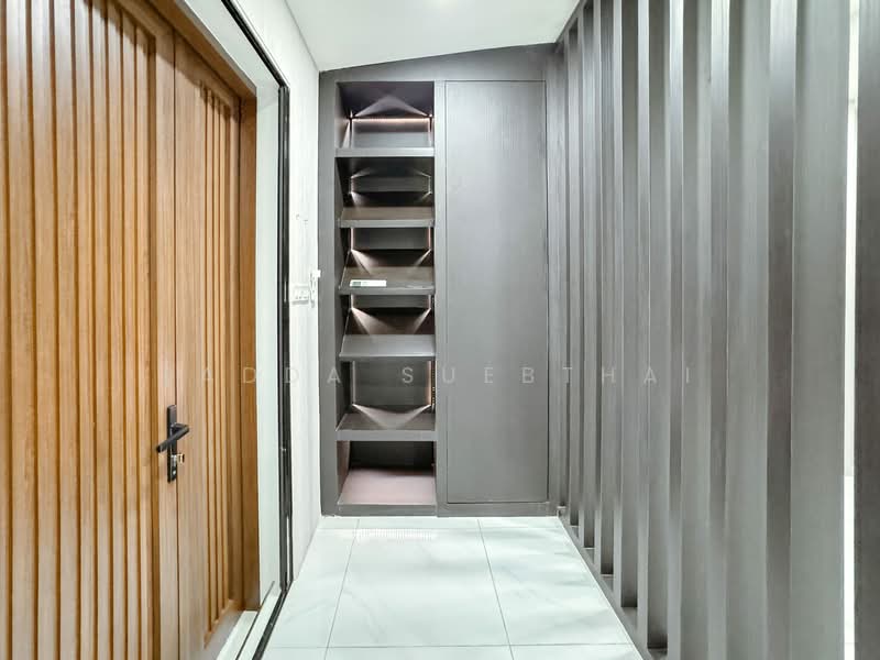 The Kris Ratchada 17, Bangkok, Inthamara 45 Alley, Din Daeng, Din Daeng, Bangkok, 1 Bedroom, 46 sqm, Condo For Sale, by Ladda Suebthai, 500150555 - DDproperty.com