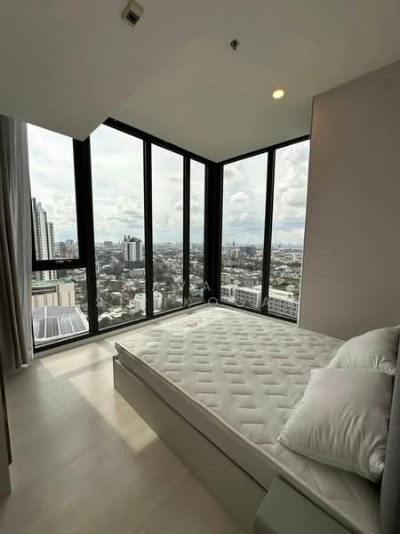 Mazarine Ratchayothin, Bangkok, Soi Phahonyothin 30, Phahonyothin Road, Chan Kasem, Chatuchak, Bangkok, 2 Bedrooms, 48 sqm, Condo For Rent, by Pavana Sirikogar, 500150560 - DDproperty.com