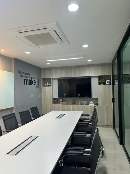 Nirvana@Work Ladprao-Kasetnawamin, Bangkok, 239 Prasert-Manukitch Road, Nawamin, Bueng Kum, Bangkok, 4 Bedrooms, 363 sqm, Townhouse For Rent, by Agent Pla, 500150591 - DDproperty.com