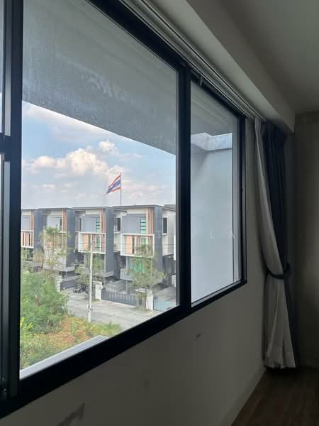 Nirvana@Work Ladprao-Kasetnawamin, Bangkok, 239 Prasert-Manukitch Road, Nawamin, Bueng Kum, Bangkok, 4 Bedrooms, 363 sqm, Townhouse For Rent, by Agent Pla, 500150591 - DDproperty.com