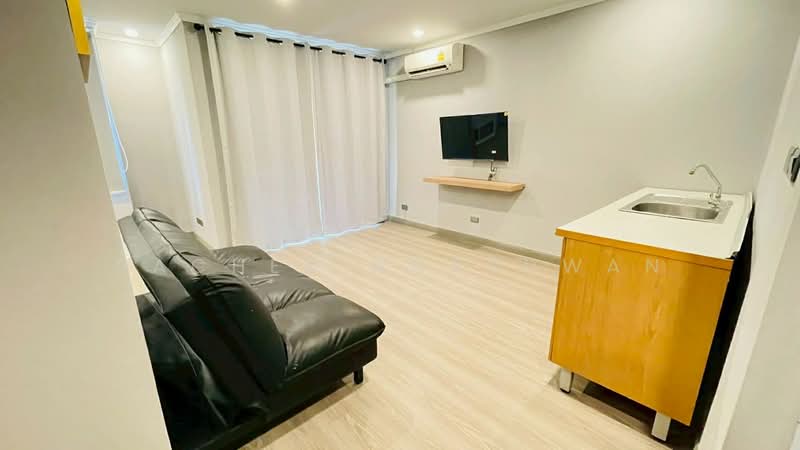 The Parkland Bangna, Bangkok, Soi Bangna-Trat 37 Bangna-Trat Road, Bang Na, Bang Na, Bangkok, Studio, 37 sqm, Condo For Rent, by Rachen Nopsuwan, 500150595 - DDproperty.com