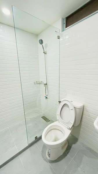 The Parkland Bangna, Bangkok, Soi Bangna-Trat 37 Bangna-Trat Road, Bang Na, Bang Na, Bangkok, Studio, 37 sqm, Condo For Rent, by Rachen Nopsuwan, 500150595 - DDproperty.com