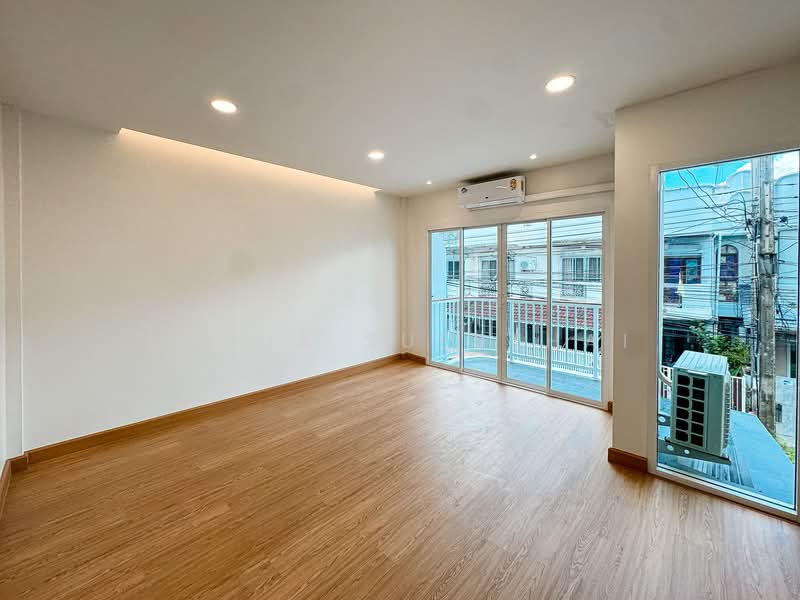 Baan 84 Mansion, Bangkok, Wang Thonglang, Wang Thonglang, Bangkok, 2 Bedrooms, 100 sqm, Townhouse For Sale, by Ladda Suebthai, 500150598 - DDproperty.com