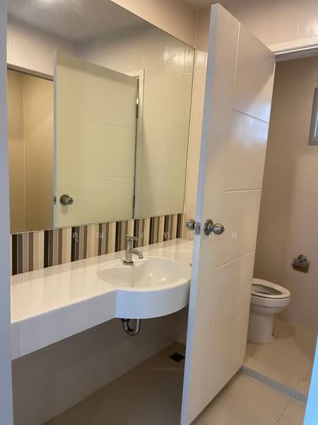 Centric Tiwanon Station, Nonthaburi, 333 Krungthep-Nonthaburi Rd, Bang Khen, Muang Nonthaburi, Nonthaburi, 2 Bedrooms, 59 sqm, Condo For Sale, by คุณ ภัทกฤศ, 500150636 - DDproperty.com